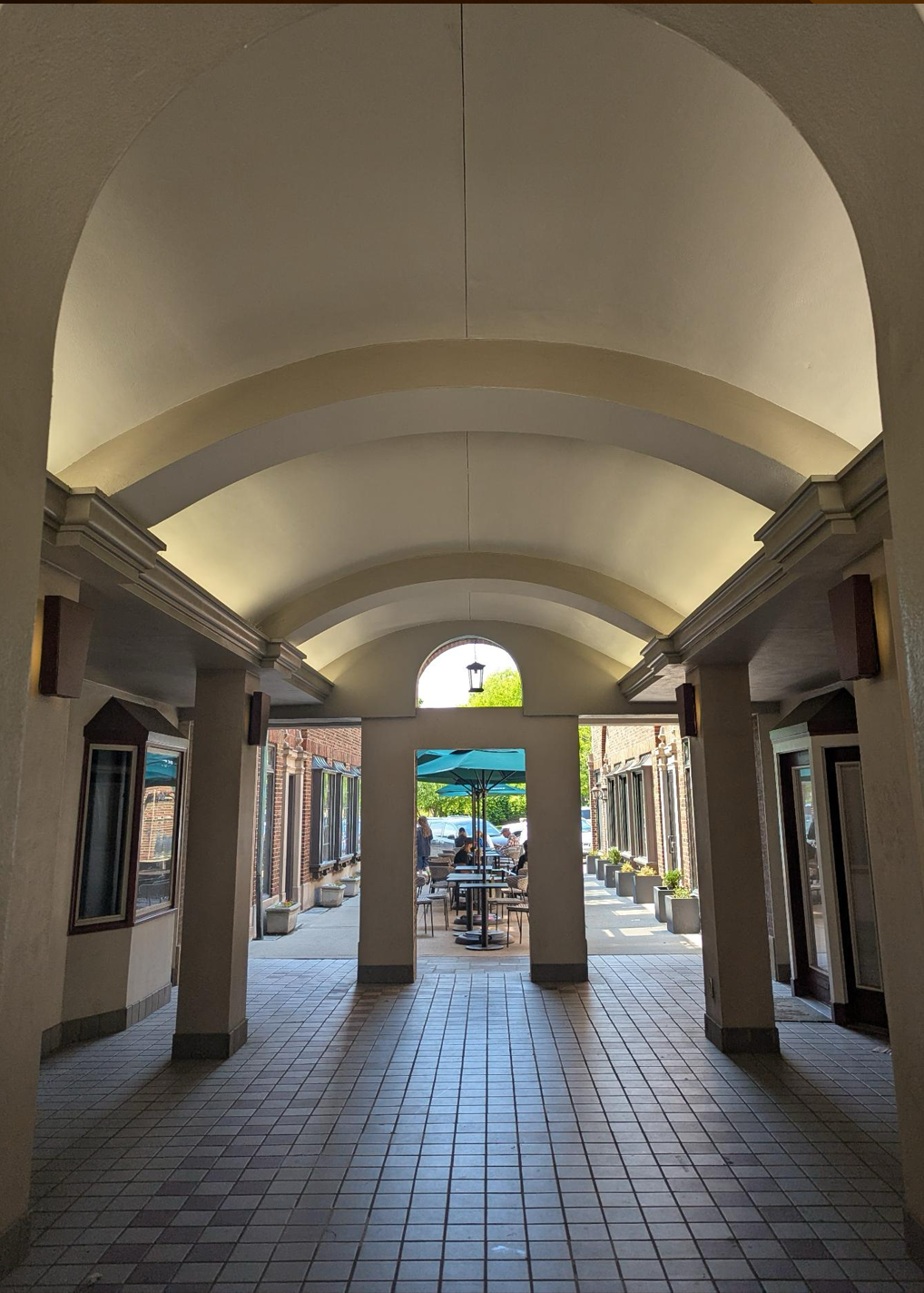 Passage before renovation